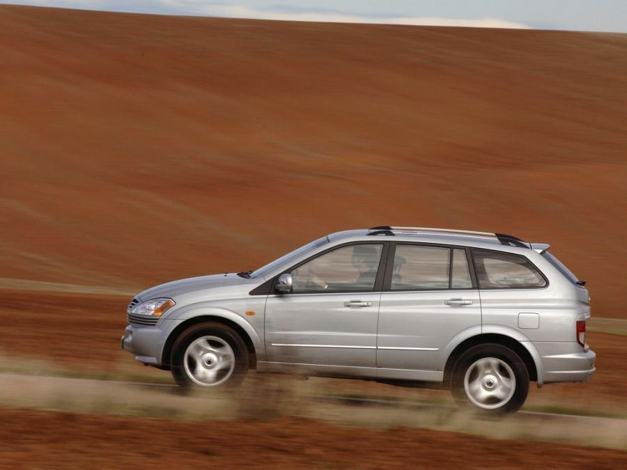  SsangYong Kyron 2005 года  (фото 10 из 16)